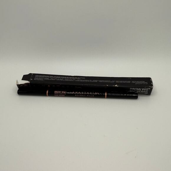 Anastasia Beverly Hills Brow Wiz Eyebrow Pencil Dark Brown 0.085g (0.003oz) - Picture 4 of 8